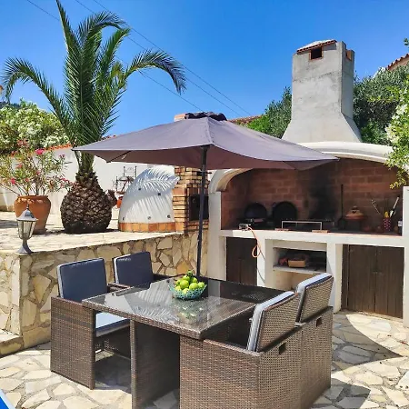 度假居 Maya 德尼亚