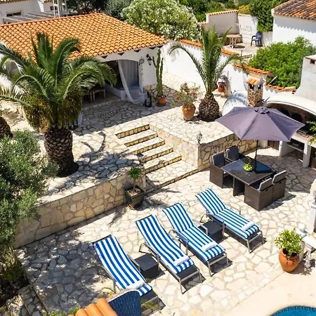Holiday home Maya